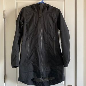 SOLD Lululemon Right as Rain Jacket